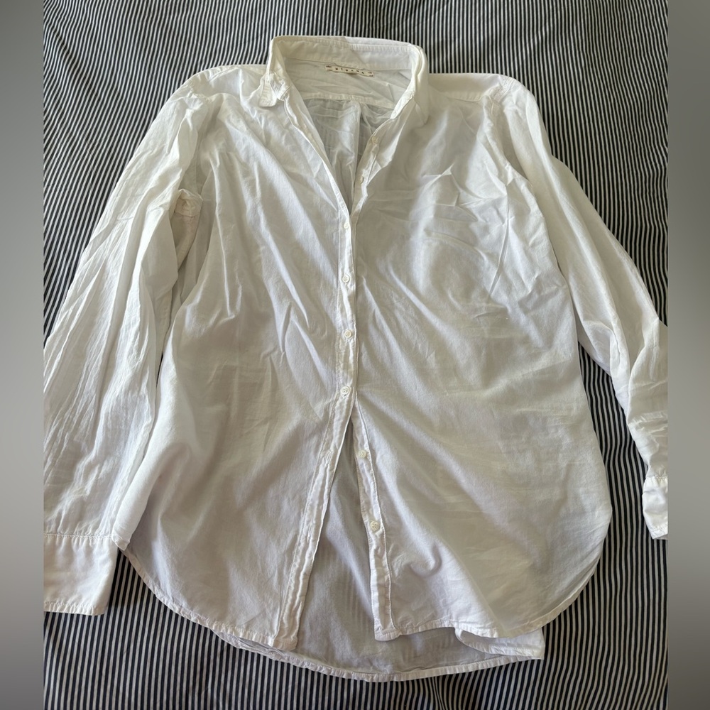 XiRENA Crisp White Casual Button Down Shirt